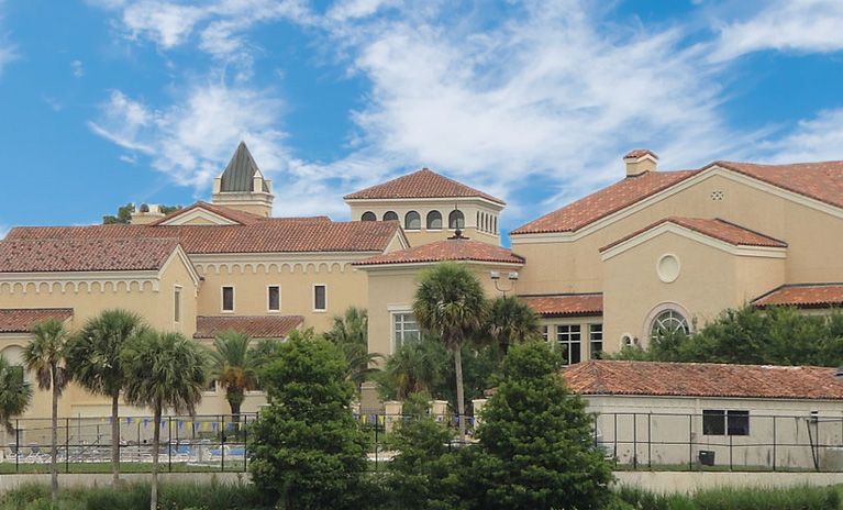 rollins college campus building