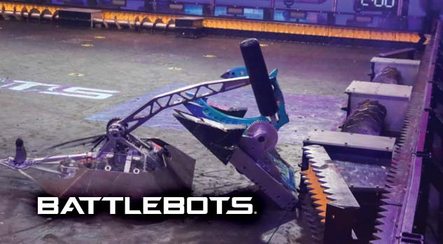 battlebots fighting in arena