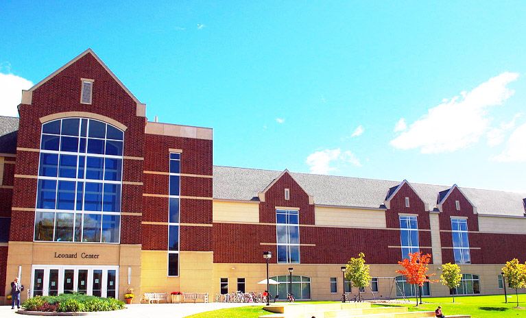 macalester college mn campus building